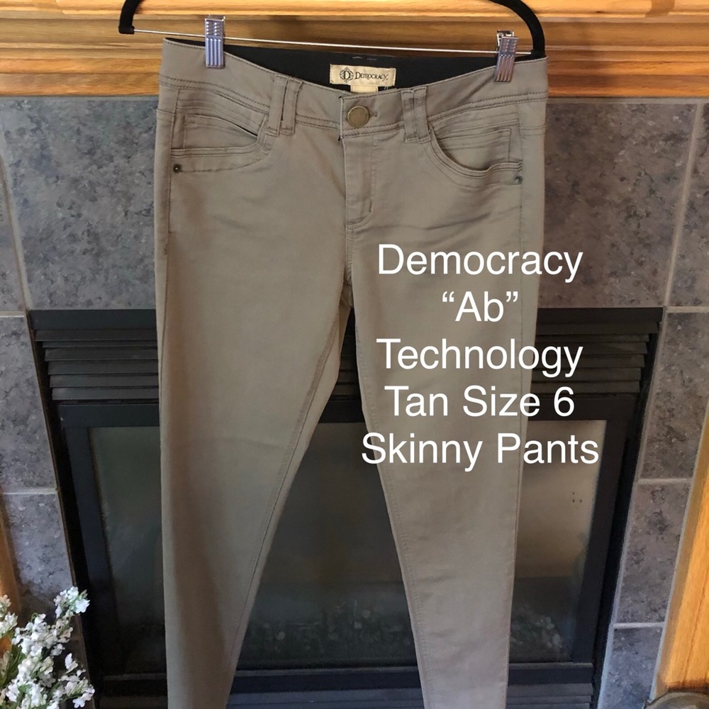 Democracy “Ab Technology” Size 6 Tan pants